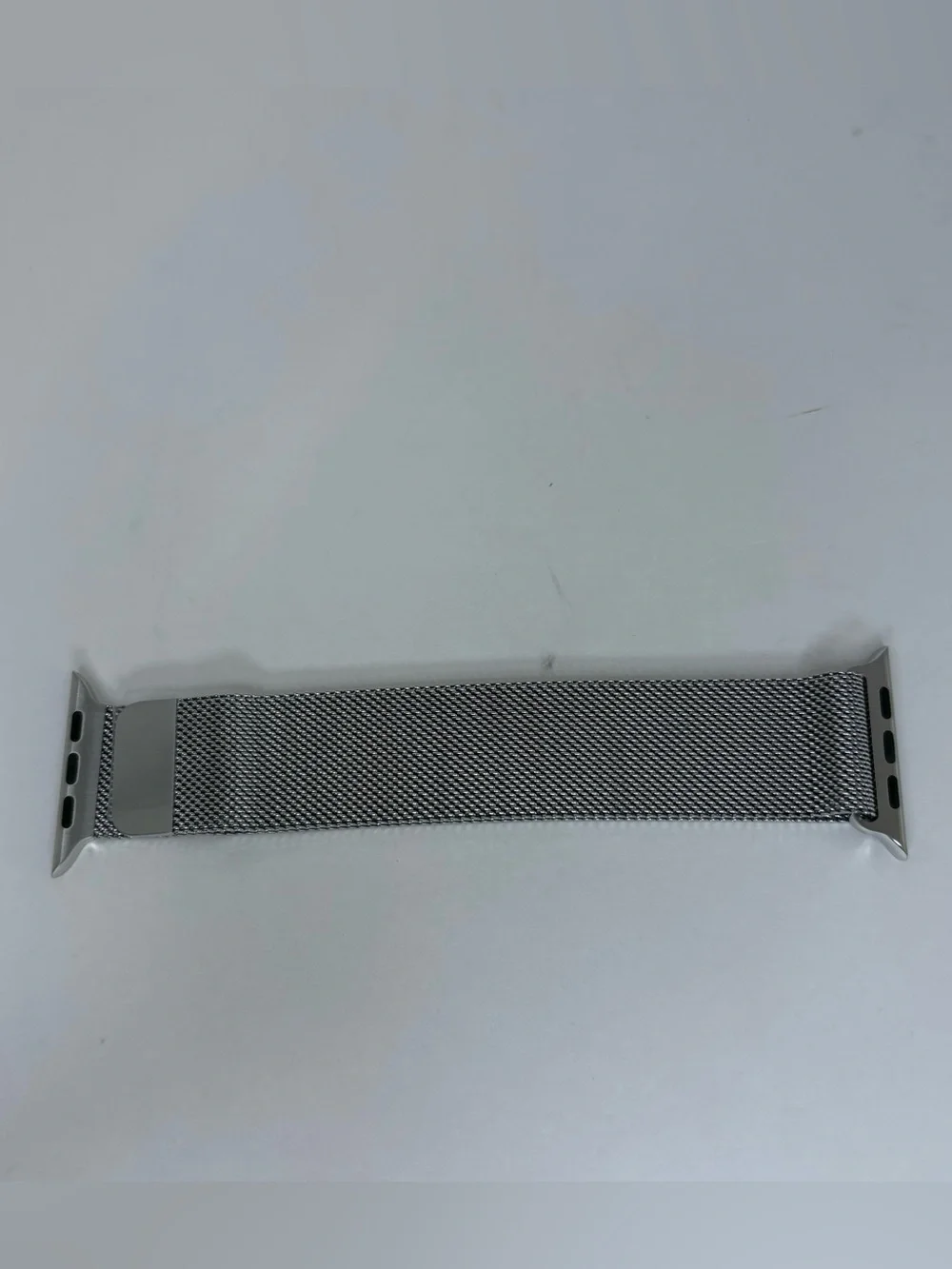 Silver Mesh Magnetic Apple Watch Band 40mm